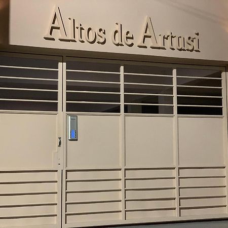 Apartmán Altos De Artusi Concepción del Uruguay Exteriér fotografie
